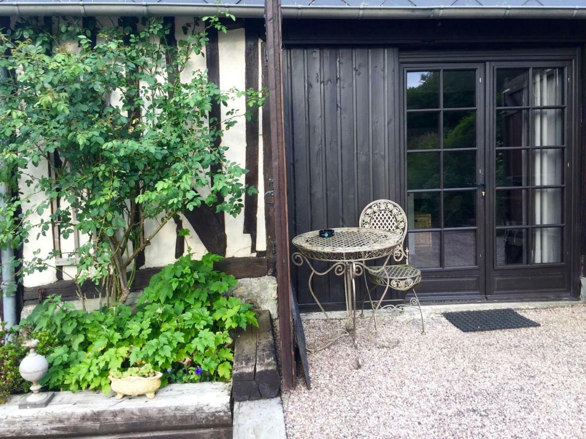 Le Champ Des Possibles Bed and Breakfast Manerbe Eksteriør billede